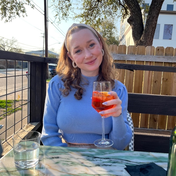 Meet your Posher, Perris - Picture 1 of 1